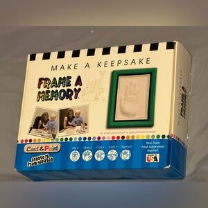 Cast & Paint Handprint Keepsake Kit